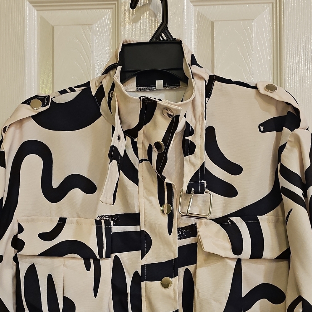 New Leopard Print Zippered Drawstring Waist Stand Collar Jacket  MEDIUM - Picture 14 of 16